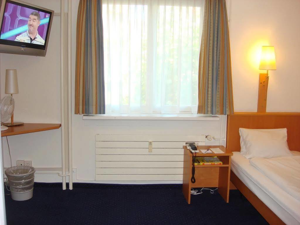 Olympia Hotel Zurich Ngoại thất bức ảnh